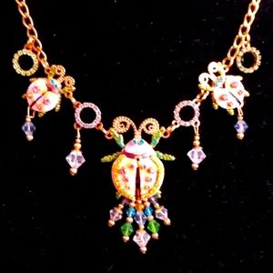 LATR2GO LEADING LADY NECKLACE